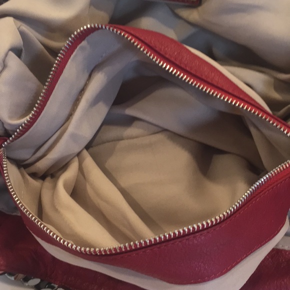 SOLD ✅ Valentino Leather Hobo Silver Chain Straps - Picture 10 of 14